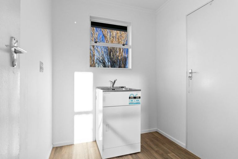 Photo of property in 17 East Way, Durie Hill, Whanganui, 4500