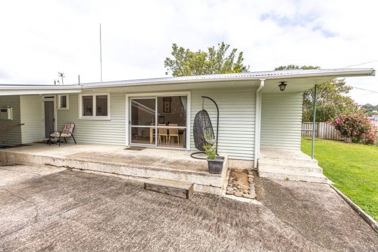 Photo of property in 1 Fairview Terrace, Paeroa, 3600
