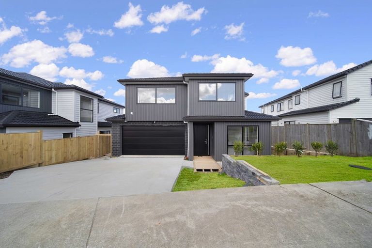 Photo of property in 1 Nola Dawn Avenue, Papakura, 2110