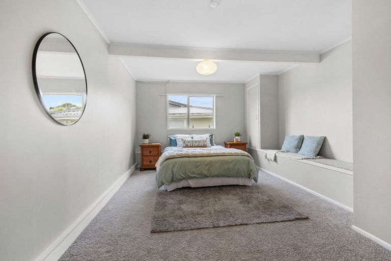 Photo of property in 3 Kimball Place, Johnsonville, Wellington, 6037