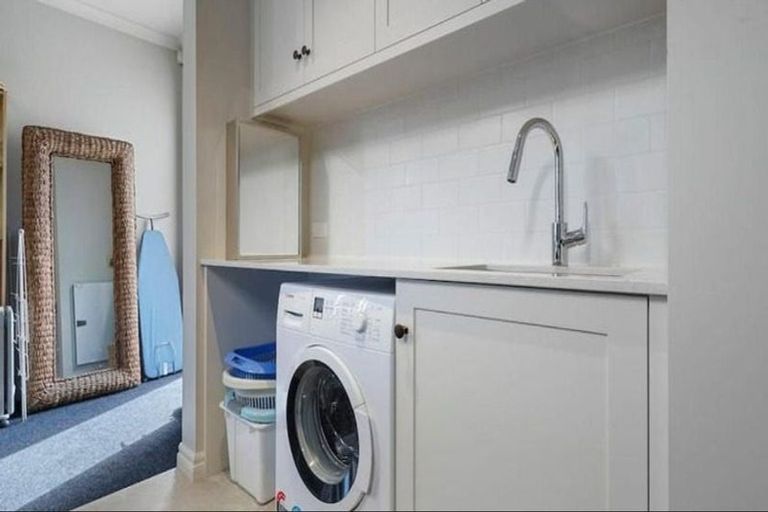 Photo of property in 8 Francesco Drive, Karaka, Papakura, 2113