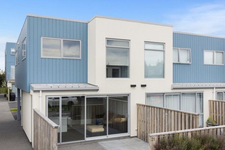 Photo of property in 21/31 Reynolds Place, Papamoa Beach, Papamoa, 3118
