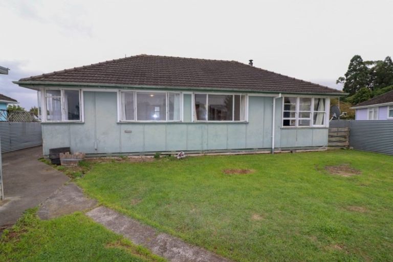 Photo of property in 24 Hartgill Crescent, Dannevirke, 4930
