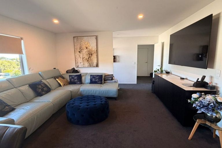 Photo of property in 40 Leo Street, Glen Eden, Auckland, 0602