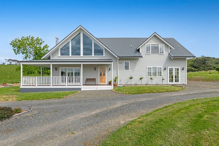 Photo of property in 346 Inland Road, Helensville, 0875