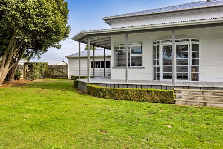 Photo of property in 14 Weld Street, Normanby, Hawera, 4614