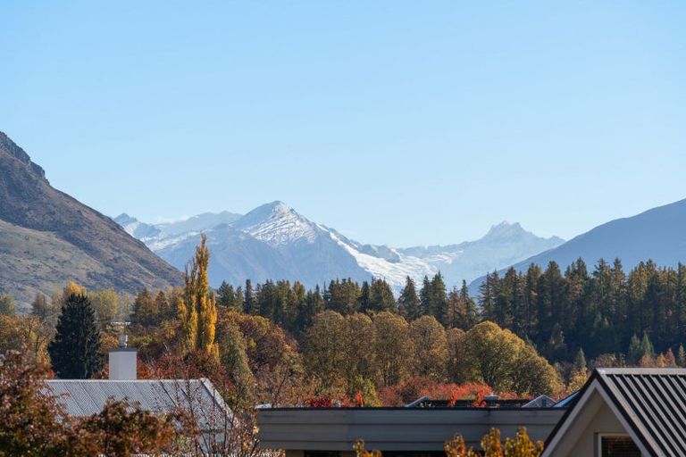 Photo of property in 77b Meadowstone Drive, Wanaka, 9305