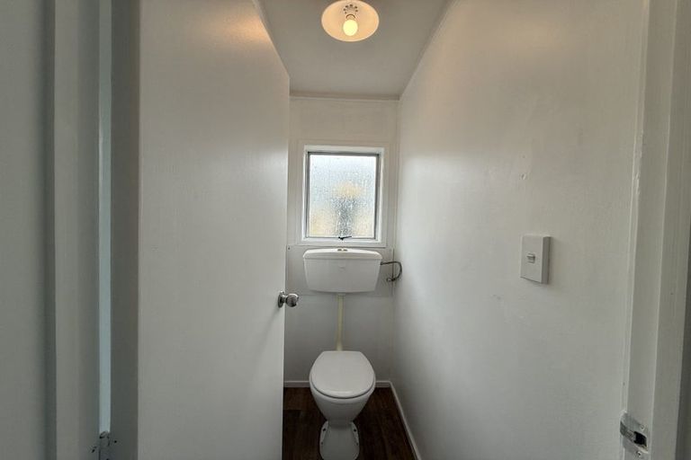 Photo of property in 37 Taurus Crescent, Beach Haven, Auckland, 0626