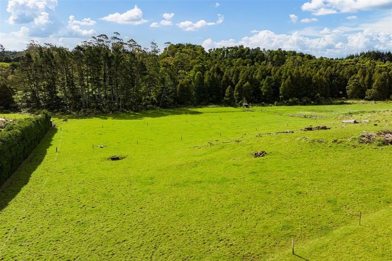 Photo of property in 41 Kiriglen Lane, Glenbervie, 0173