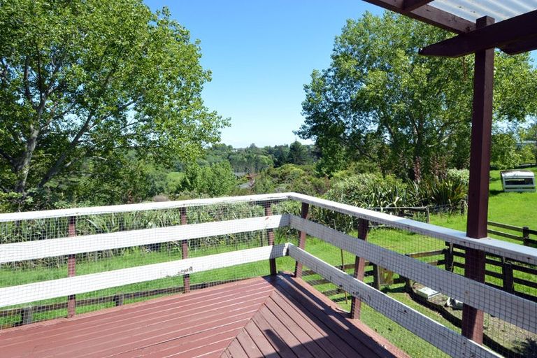 Photo of property in 339 Whitford Road, Whitford, Howick, 2571