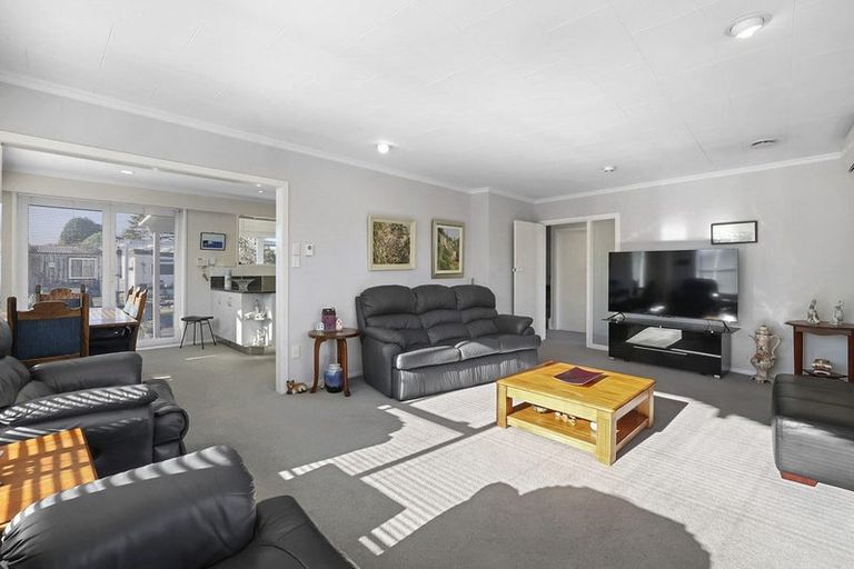 Photo of property in 89 Princess Street, Waitara, 4320