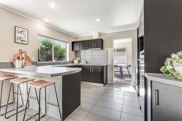 Photo of property in 8 Rosewood Court, Huntington, Hamilton, 3210