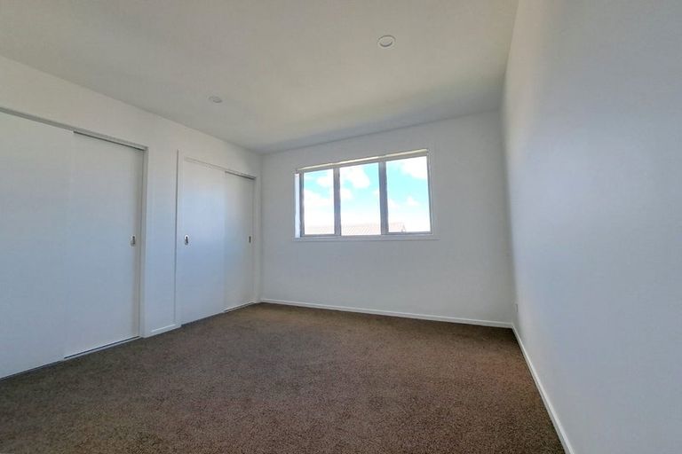 Photo of property in 71 Ngae Place, Mangere East, Auckland, 2024