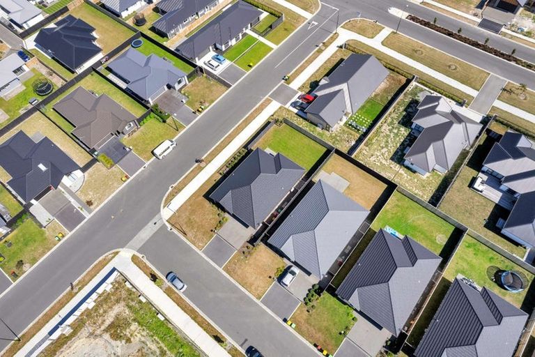 Photo of property in 40 Eileen Way, Rolleston, 7615