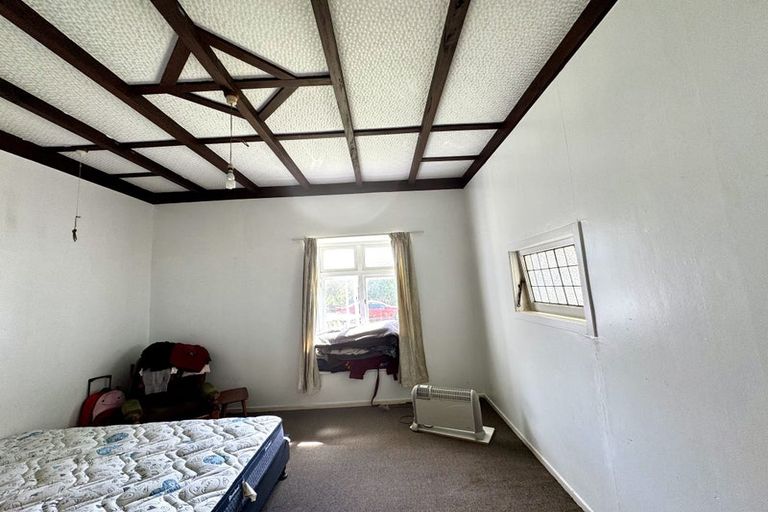 Photo of property in 25 Walter Street, Takapau, 4203