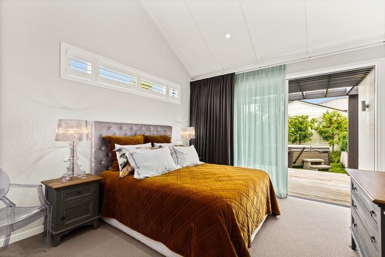 Photo of property in 18 Torea Road, Matakana, Warkworth, 0985