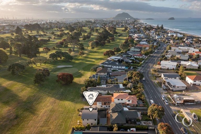 Photo of property in 208b Oceanbeach Road, Mount Maunganui, 3116