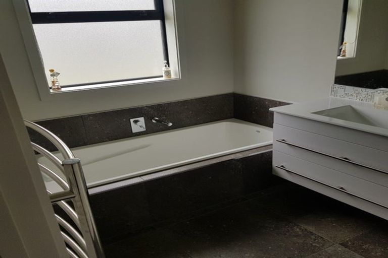 Photo of property in 5 Feijoa Way, Richmond, 7020