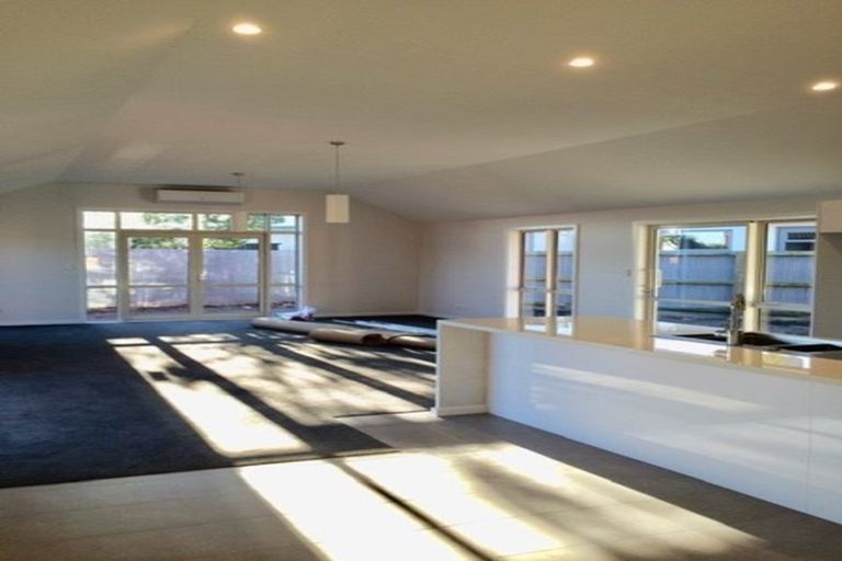 Photo of property in 60a Santa Rosa Avenue, Halswell, Christchurch, 8025