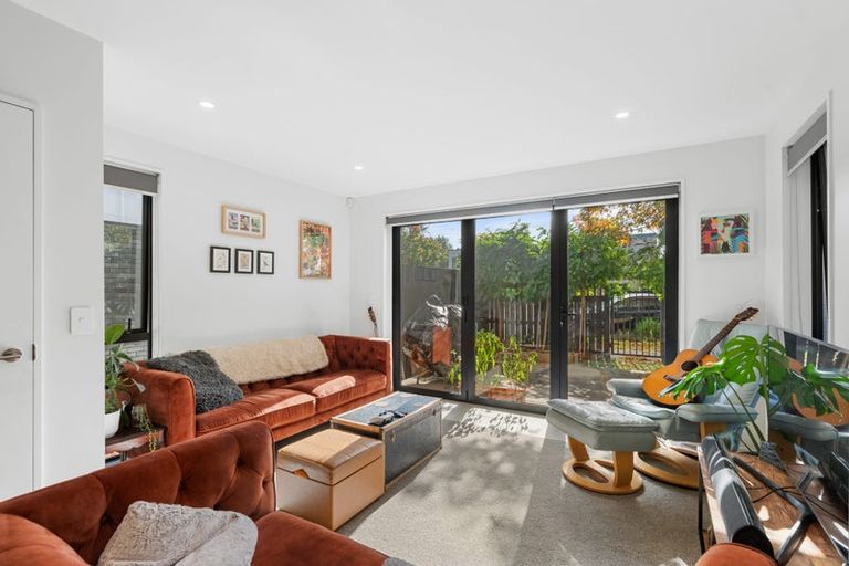 Photo of property in 2/312 Worcester Street, Linwood, Christchurch, 8011