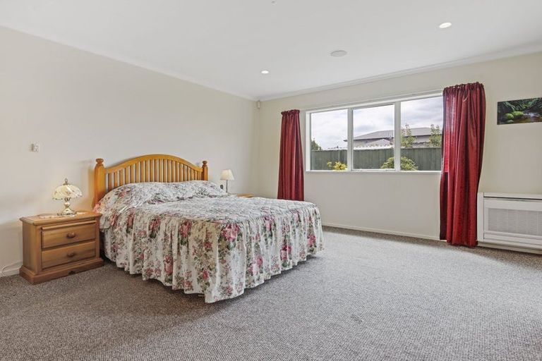 Photo of property in 55 Oakwood Drive, Rangiora, 7400