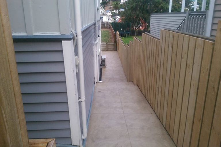 Photo of property in 51 Eden Street, Island Bay, Wellington, 6023