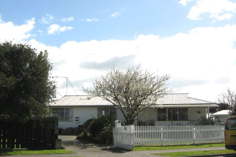 Photo of property in 2 Farnworth Crescent, Whakatane, 3120