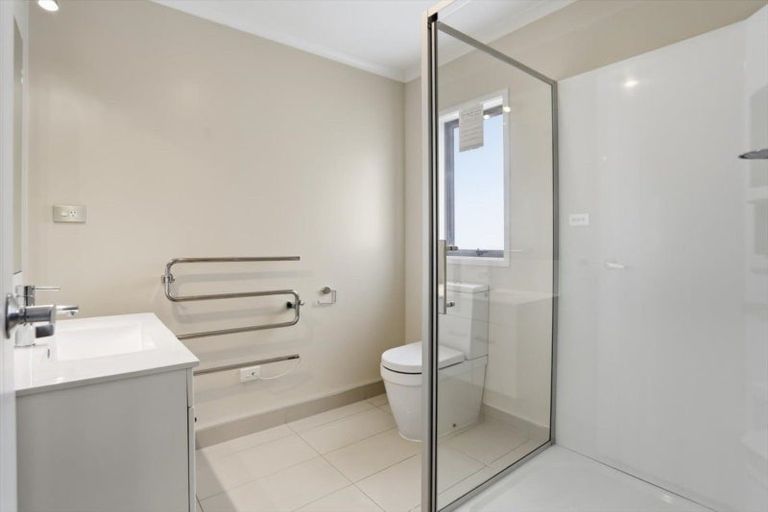 Photo of property in 82 Golden Sands Drive, Papamoa Beach, Papamoa, 3118