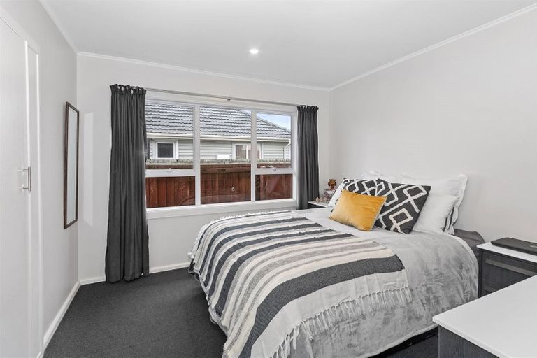 Photo of property in 294 Travis Road, New Brighton, Christchurch, 8083