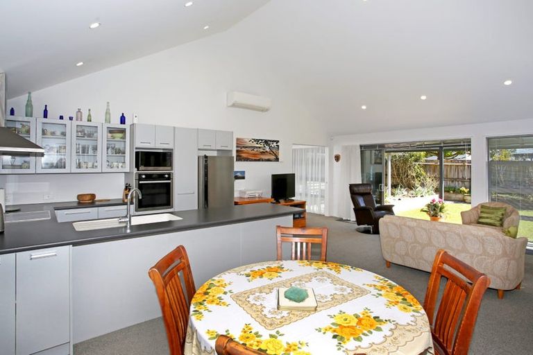 Photo of property in 4b Shanley Crescent, Waiuku, 2123