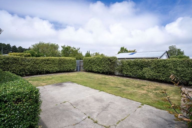 Photo of property in 40 Vancouver Crescent, Wainoni, Christchurch, 8061