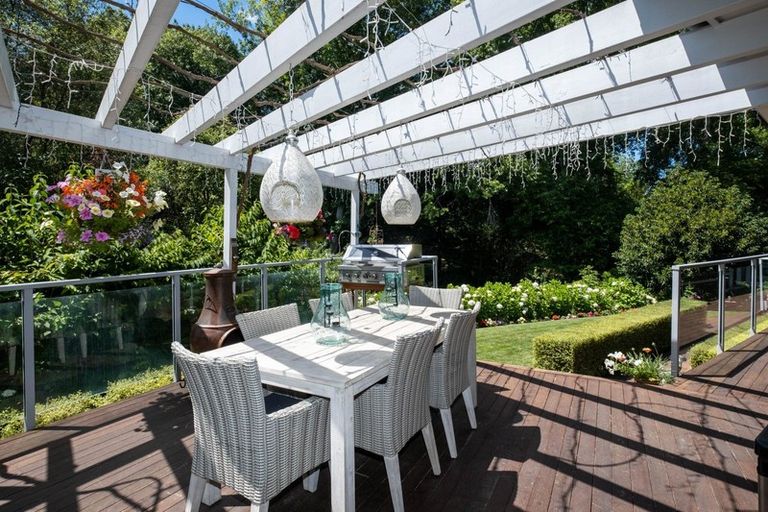 Photo of property in 17b Kopanga Road, Havelock North, 4130
