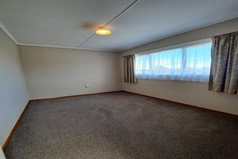 Photo of property in 199 Tukapa Street, Westown, New Plymouth, 4310