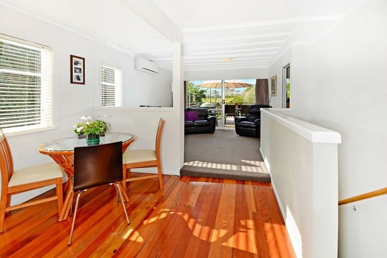 Photo of property in 1/30 Cresta Avenue, Beach Haven, Auckland, 0626