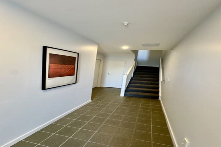 Photo of property in 10/148 Evans Bay Parade, Roseneath, Wellington, 6021