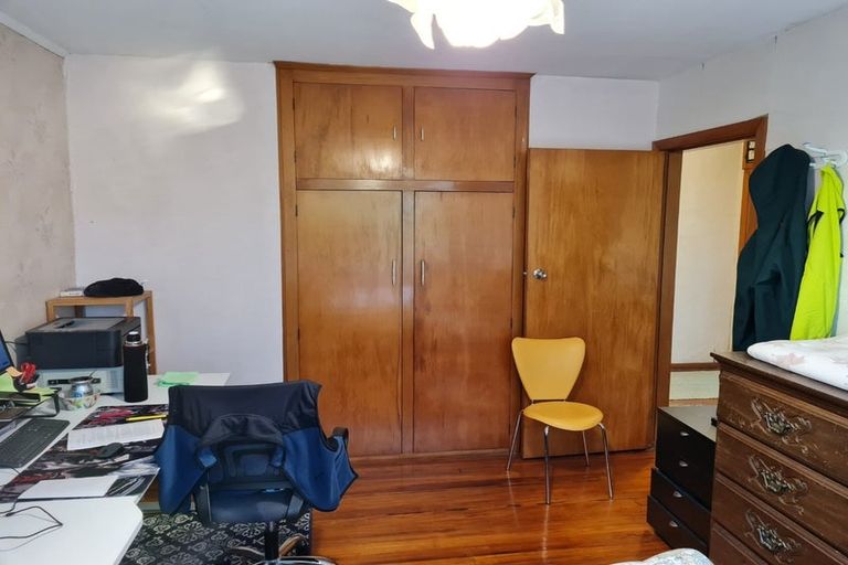 Photo of property in 2/17 Waimairi Road, Upper Riccarton, Christchurch, 8041