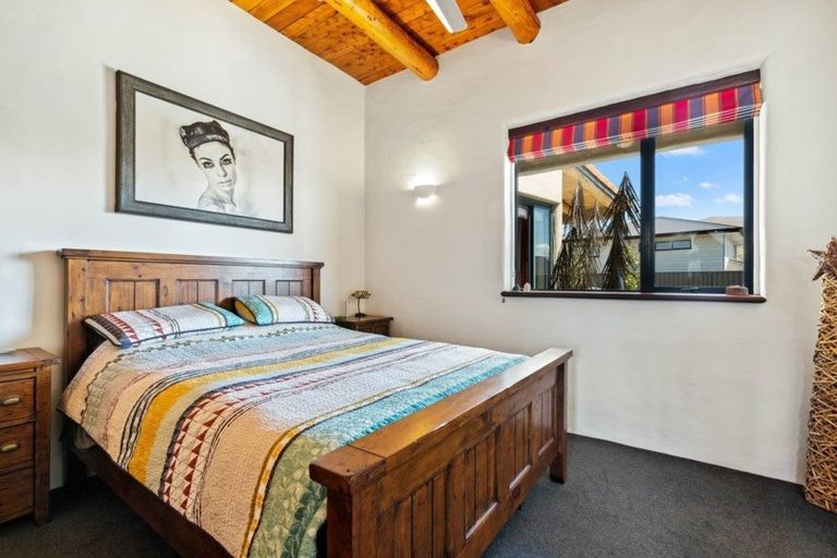 Photo of property in 11 Hortons Way, Cromwell, 9310