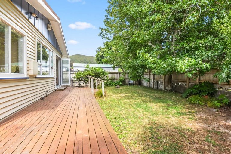 Photo of property in 3 Saint Ronans Avenue, Waterloo, Lower Hutt, 5011