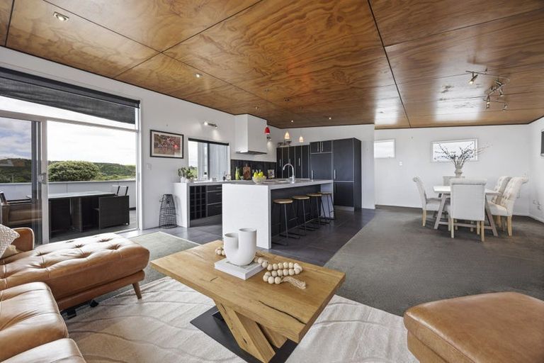 Photo of property in 8a Hira Street, Ohawe, Hawera, 4671