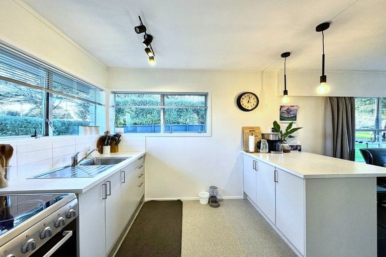 Photo of property in 2/15 Gloaming Place, Conifer Grove, Takanini, 2112