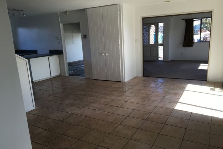 Photo of property in 33 Erin Crescent, Mairehau, Christchurch, 8013