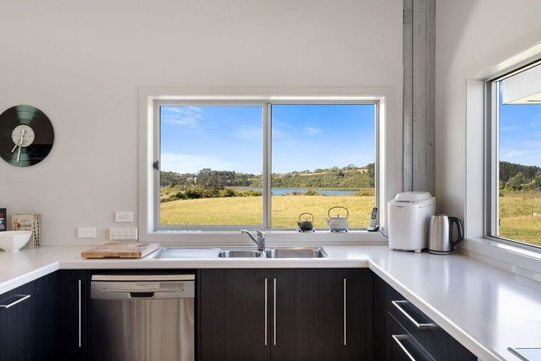 Photo of property in 141 Wades Road, Whitford, Howick, 2571