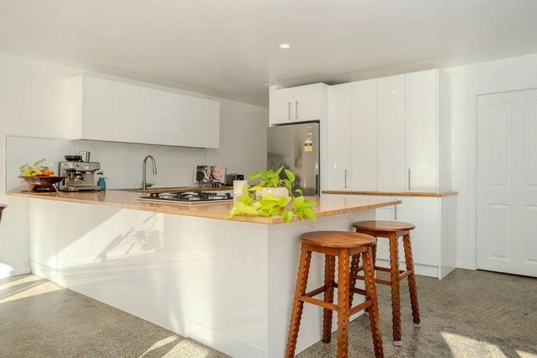 Photo of property in 121c Waimate North Road, Kerikeri, 0293