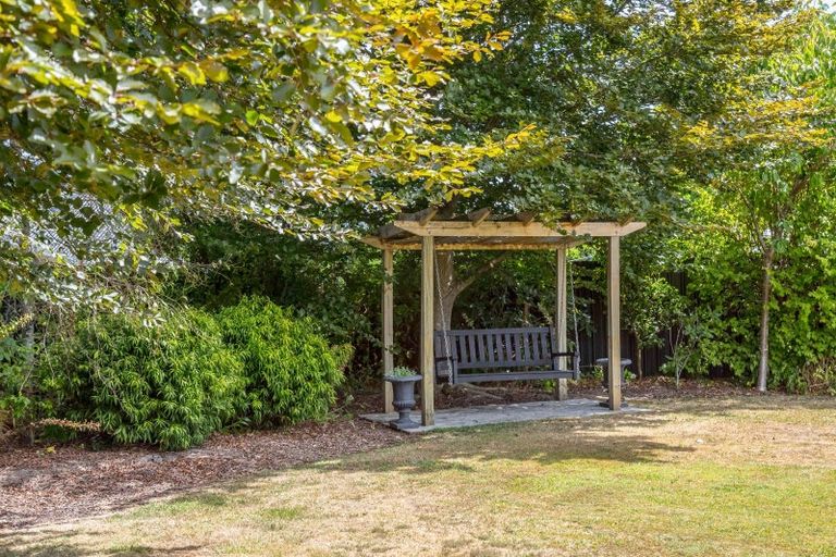 Photo of property in 56 Jellicoe Street, Greytown, 5712