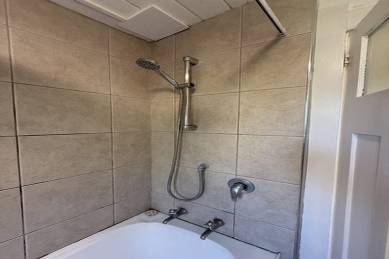 Photo of property in 163 Cornfoot Street, Castlecliff, Whanganui, 4501