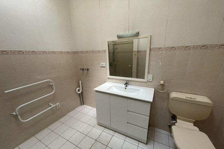 Photo of property in 70a Valley Road, Paraparaumu, 5032