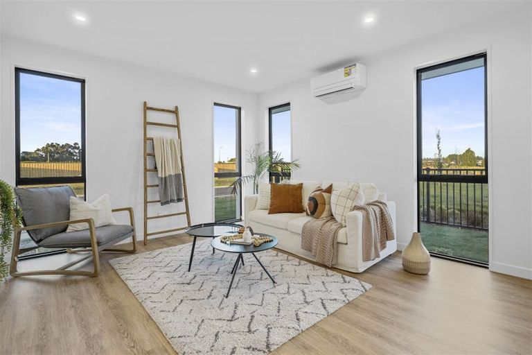 Photo of property in 8 Millhaven Place, Casebrook, Christchurch, 8051