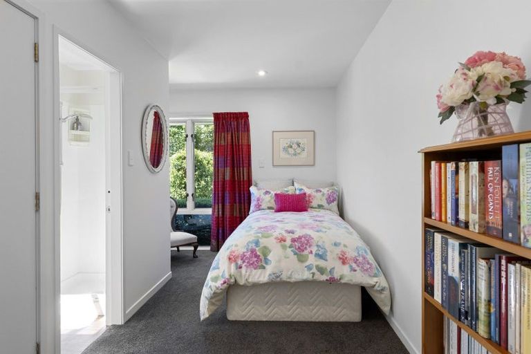 Photo of property in 42 Merrin Street, Avonhead, Christchurch, 8042