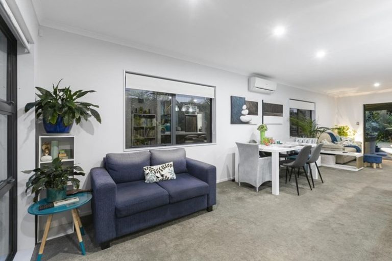 Photo of property in 11 Lakeview Quay, Pyes Pa, Tauranga, 3112