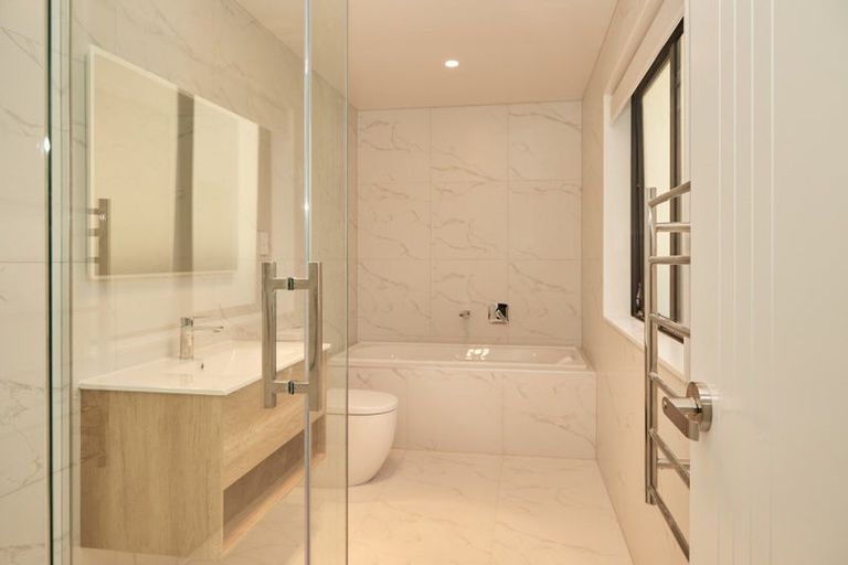 Photo of property in 4 Greenstead Close, Flat Bush, Auckland, 2019
